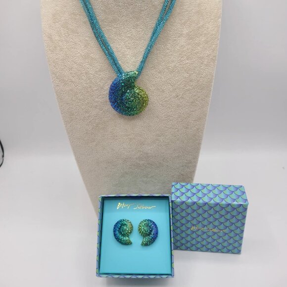 Betsey Johnson Mermaids Jewels Crystal Seashell Necklace & Earrings NWT!  NEW! - Picture 1 of 8